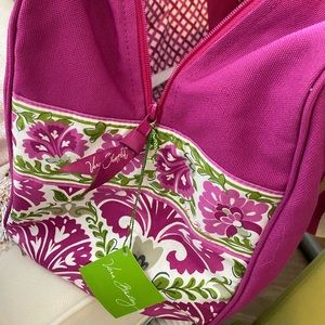 VERA BRADLEY Color block duffle bag NWT Beautiful coloring Canvas. 18“x12“x8”🥰